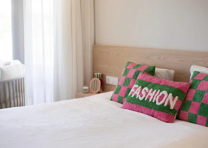 Lägenhet Stylish 3-bedroom In Azahar De