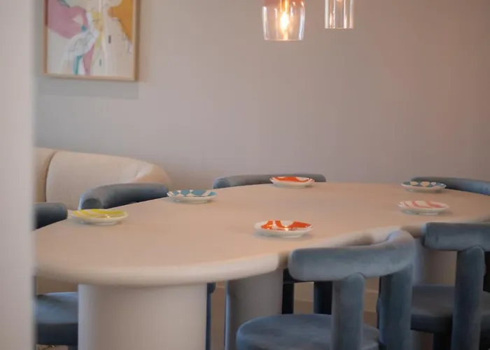 Stylish 3-bedroom In Azahar De Lägenhet *