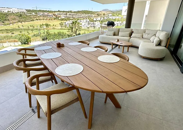 Stylish 3-bedroom In Azahar De Lägenhet *