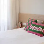 Apartment Stylish 3-bedroom In Azahar De
