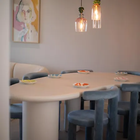 Stylish 3-bedroom In Azahar De 아파트 *